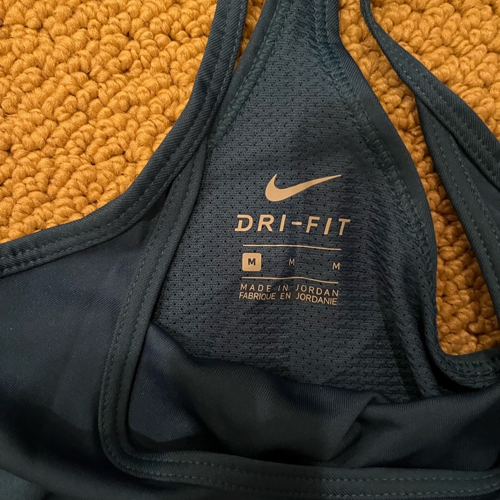 Nike Work Out Top